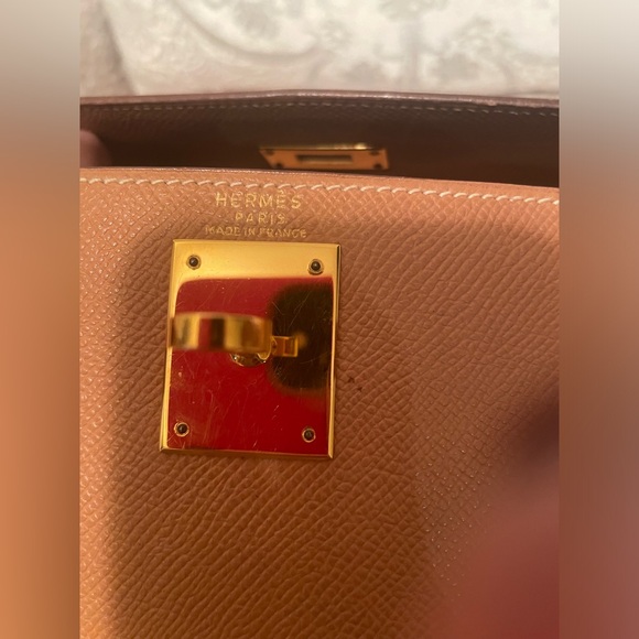 SOLD Hermes Kelly 28 courchevel leather on Gold with GHW SOLD - Picture 8 of 16